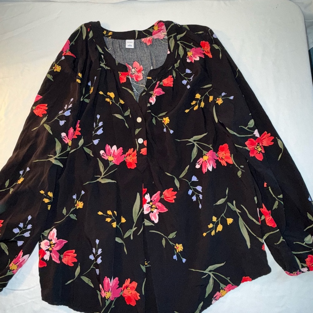 Old Navy Black Floral Blouse